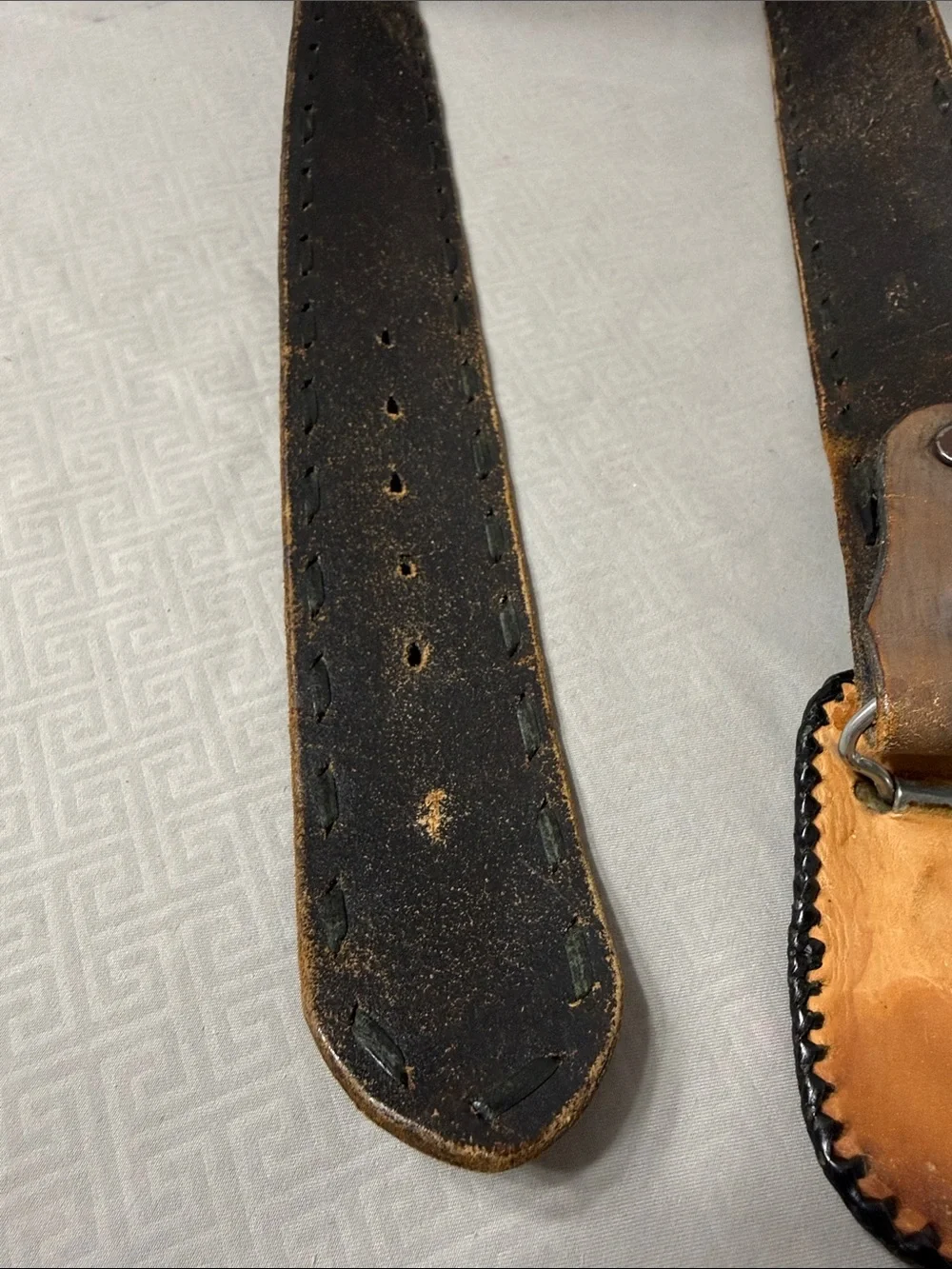 Vintage 70’s Hand Tooled  Leather Western Belt Bull Steer Buckle Unisex Size 32